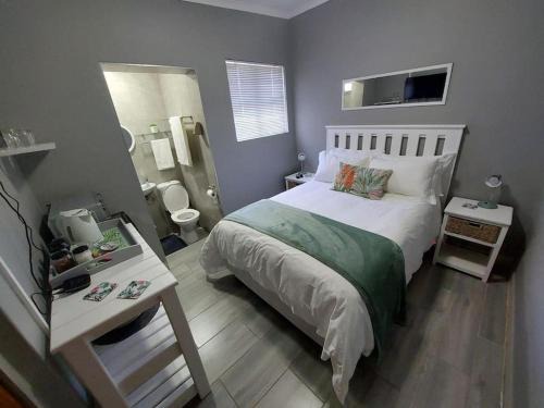 Newton Park Apartment | Stay a While Self catering