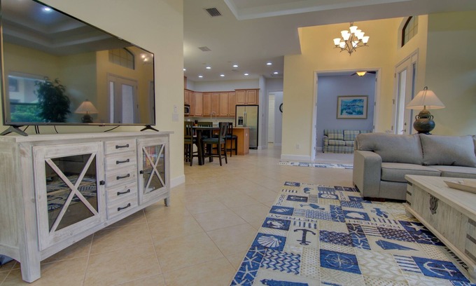 Bonita Springs Villa | Stay Active and Social in Bonita Isles: Community Amenities and Social Events Aw