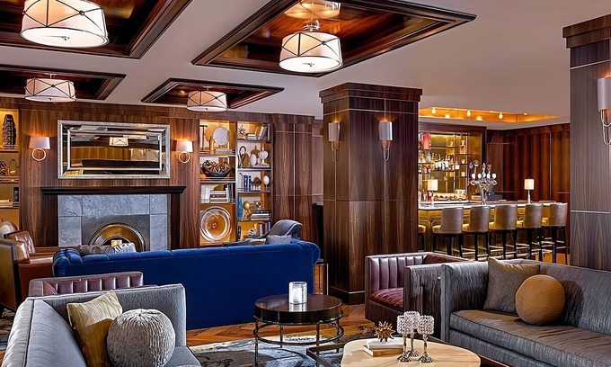 Central Park South Hotel | Stay On Time Square! 2 Luxury Units in The Heart of The City, Pets Allowed