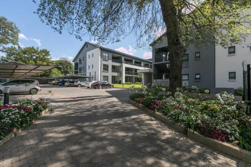 Greater Johannesburg Metropolitan Area Apartment | Stay Ulo at Atholl Gate