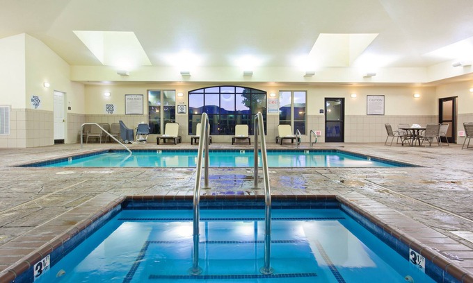 Fairfield Apartment | Staybridge Studio! Pool & Hot Tub. Free Breakfast. Explore Wine Country!
