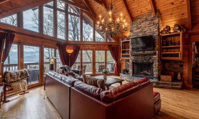 Topton Cabin | stayNantahala - Smoky Mountain Cabins