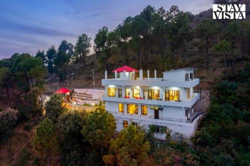 Arki Villa | StayVista at The Hush Escape-5BHK Valley View villa in Arki