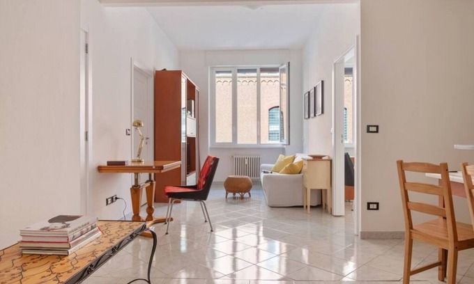 Central Station Apartment | Stazione Centrale Cozy and Functional Flat