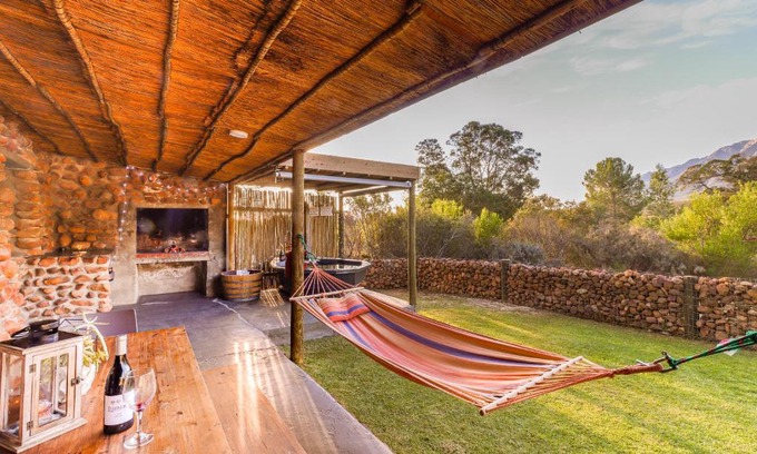 Wolseley Ski Chalet | Steenbok farm cottages Aalwyn Cottage