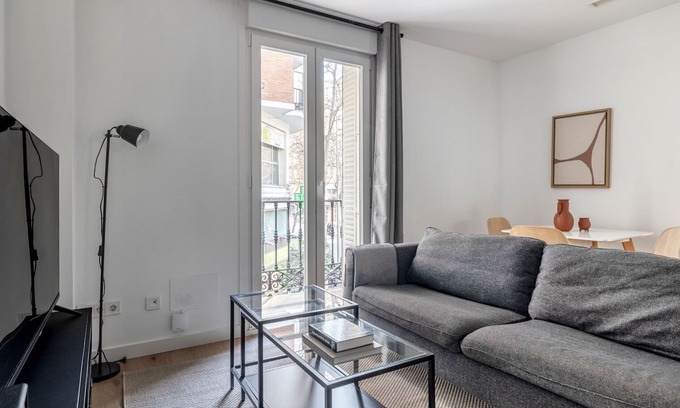 Cuatro Caminos Apartment | Stellar Cuatro Caminos 2BR, nr Santiago Bernabeu Stadium, by Blueground
