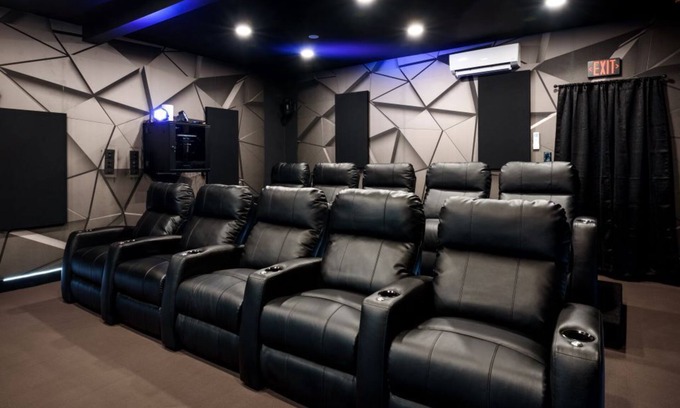 Jim Thorpe House | Step-Free entry, Chairlift to the 2nd floor, a Recliner Chairlift, and Rollater!