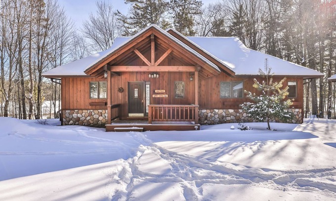 Woodruff House | Stepaway Vacation Rentals-Sweet Verna