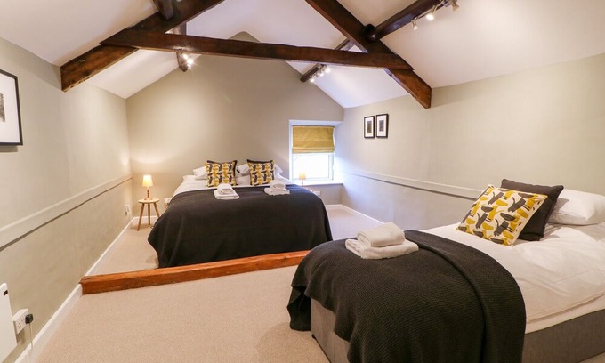Catterick House | Stepping Stones, CATTERICK, NORTH YORKSHIRE