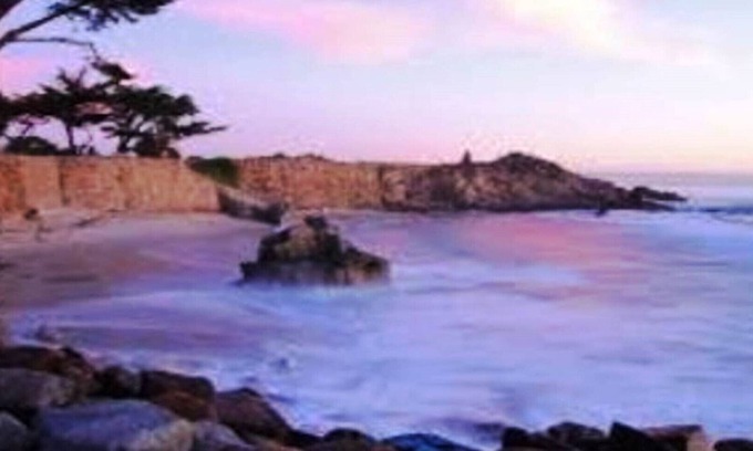 Pacific Grove House | Steps away from Lover's Point Beach