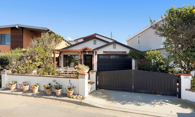 Hollywood House | Steps from the Sand – 4BR/3BA Silverstrand Beach House with Ocean Views, Patios