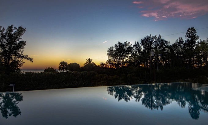 Whitney Beach House | Steps to Beach-Full gulf views infinity pool-EXQUISITE! Ask @ summer specials!