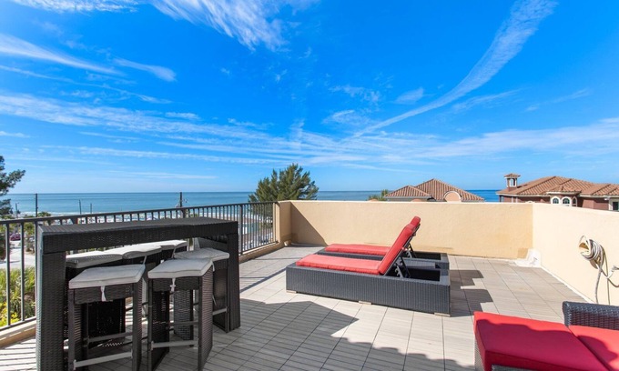Sunset Beach House | Steps to Beach | Modern & Group-Friendly