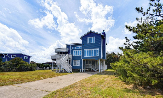 Sandbridge House | Steps to Ocean: Spacious Virginia Beach Retreat!