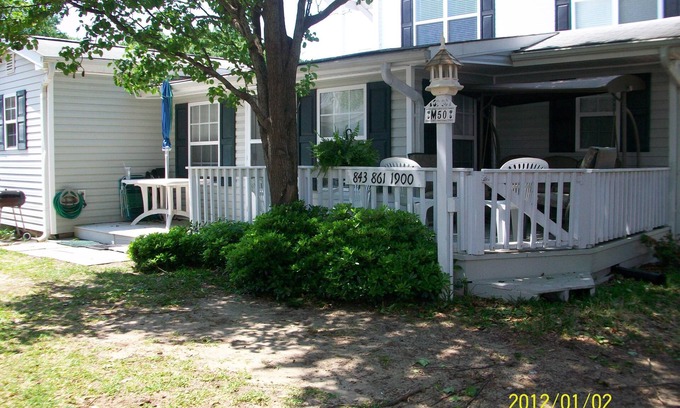 Myrtle Beach Cottage | STEPS-WATER PARK-BEACH ~2BR/2BA HOUSE~OCEAN LAKES~GOLF CART~WI FInM-50~Disc 10 %