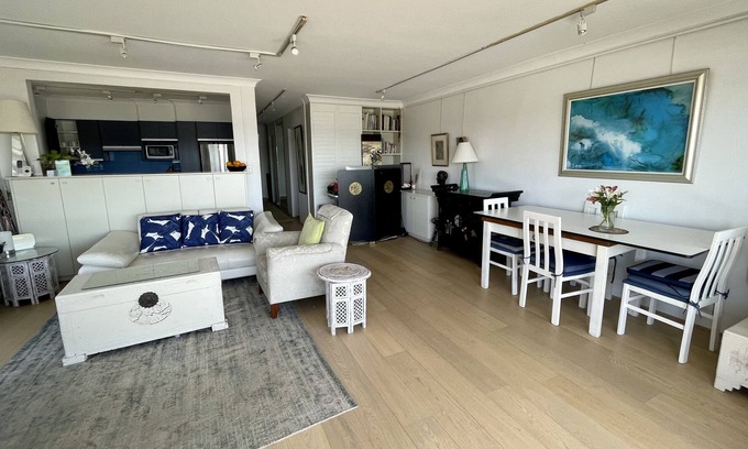 Drummoyne Apartment | STG72 - waterfront 2 bedroom unit - Drummoyne