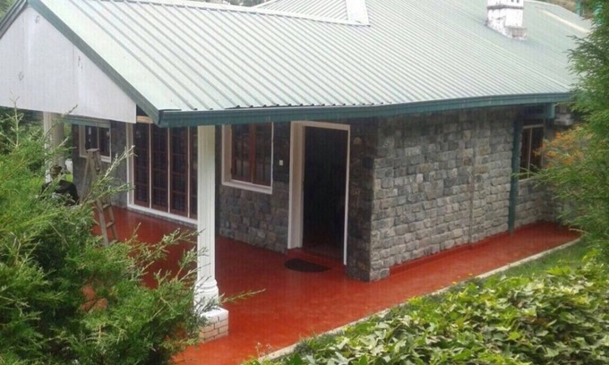 Nuwara Eliya House | Stone Bungalow