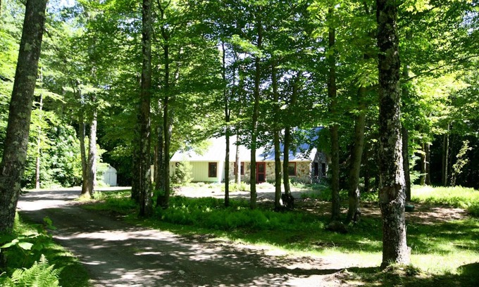 Stowe Area House | Stone Cottage of Stowe n