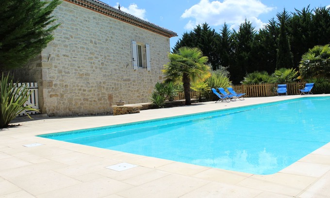 Mauroux House | Stone house, large 16.5x5-m private pool