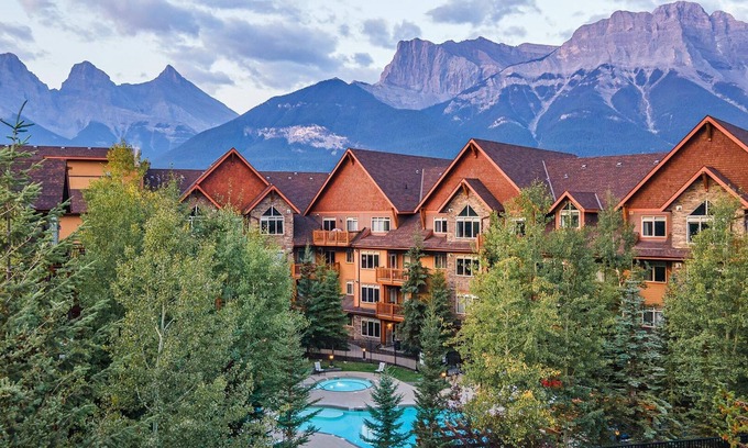 Canmore Resort | Stoneridge Mountain Resort