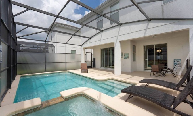 Kissimmee House | Storey Lake 6BR Villa w/Private Pool & Spa
