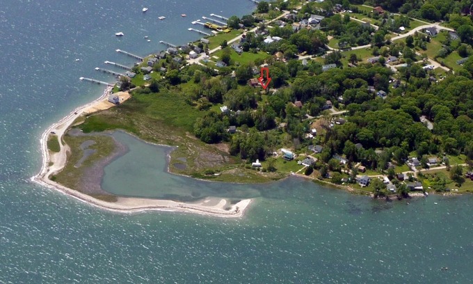 Mid-Coast and Islands House | Stover's Cove Beach Coastal Retreat