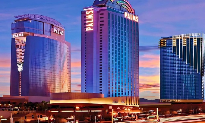 Las Vegas Apartment | StripSuite Palms Place Hotel/Resort & Casino