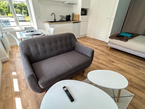 Saint-Meloir-des-Ondes Apartment | Studio Ô Bleu - entre St Malo et Cancale