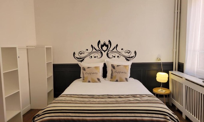 Cambrai Apartment | Studio 1 du Temple Hyper Centre