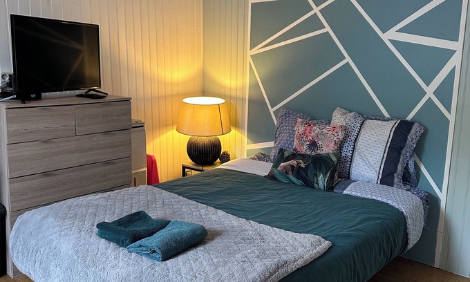 Chateaubriant House | Studio 1 min walk from Châteaubriant castle with complimentary breakfast