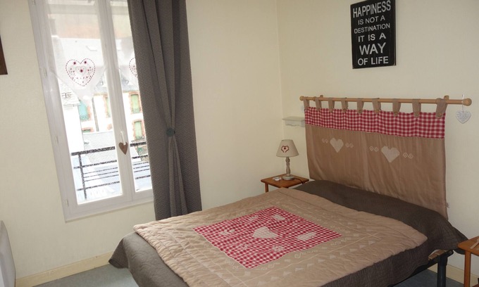 Mont-Dore Apartment | Studio 24 m² Mont-Dore center for 3 people