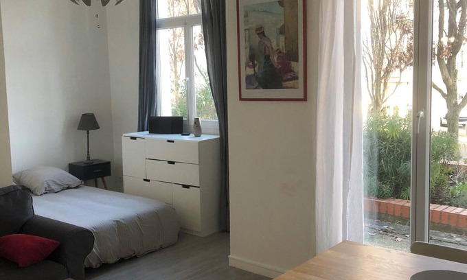 Eaubonne Apartment | Studio 30 m2 Eaubonne with private parking - 25 minutes from Paris