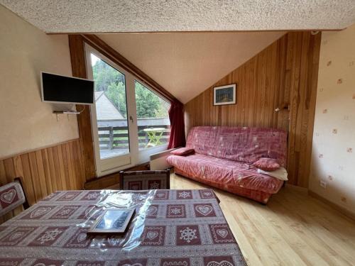 Laveissiere Apartment | Studio 4 pers. avec balcon et casier à skis, au pied des pistes - FR-1-787-45