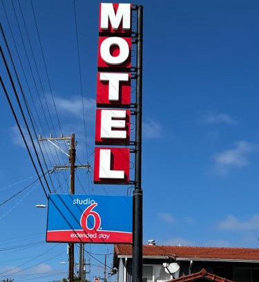 Dimond Hotel | Studio 6 - Oakland, CA – San Francisco Berkeley Area