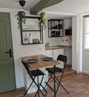 Deville-les-Rouen Apartment | Studio a 10 min de Rouen - Le Guillaume