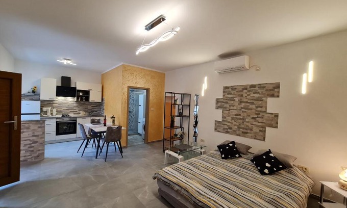 Golovik Apartment | Studio Apartman D&D