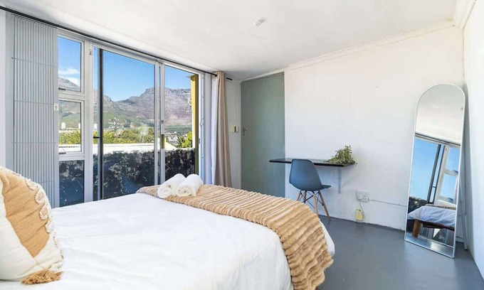 Bo'Kaap Apartment | Studio Apartment in Colourful Bo-kaap