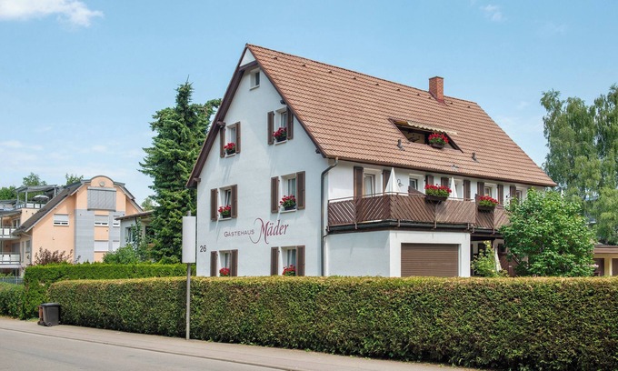 Bad Duerrheim Apartment | Studio Apartment 'Nr 7' with Shared Terrace, Shared Garden and Wi-Fi, max. 2 people