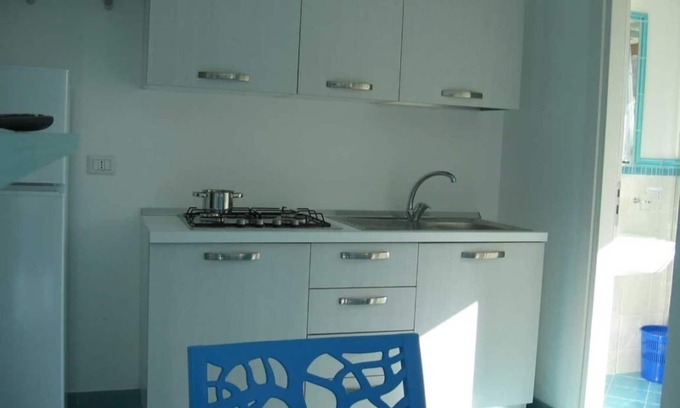 Marina di Pisciotta Apartment | Studio apartment with bathroom with sea view on the tourist port of Pisciotta