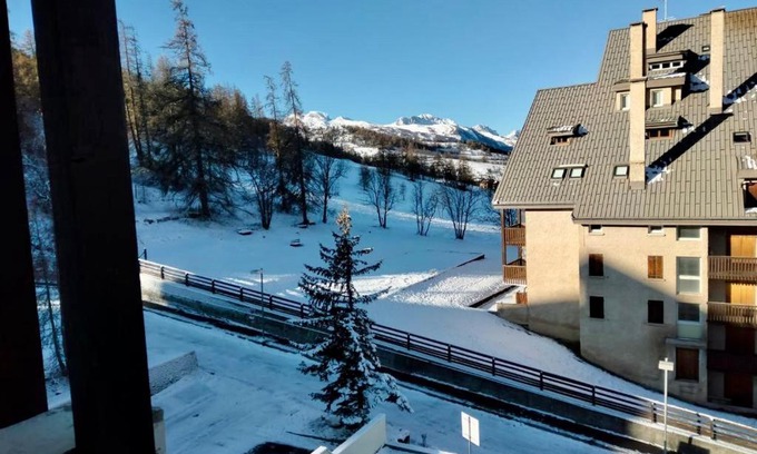 Le Sauze Apartment | Studio au pied des pistes