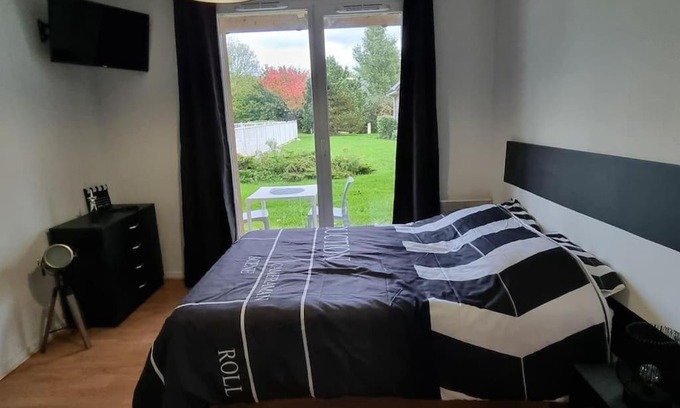 Equemauville Apartment | Studio avec piscine près d'Honfleur