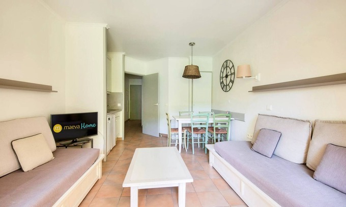 Pont Royal Apartment | Studio + cabin area for 5 people - Selection