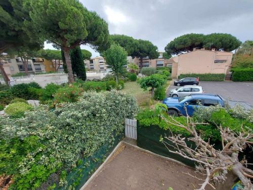 Le Grau-dʼAgde Apartment | Studio Cabine Lumineux avec Piscine, Parking et Loggia au Grau d'Agde - FR-1-423-310
