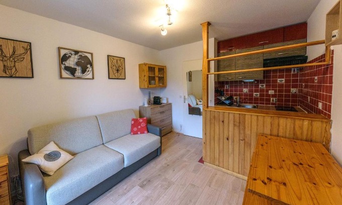 Allos Apartment | Studio chaleureux et ensoleillé !