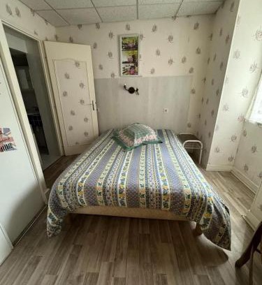 Neris-les-Bains Apartment | Studio charmant à Néris-les-Bains, 20 m², avec terrasse C