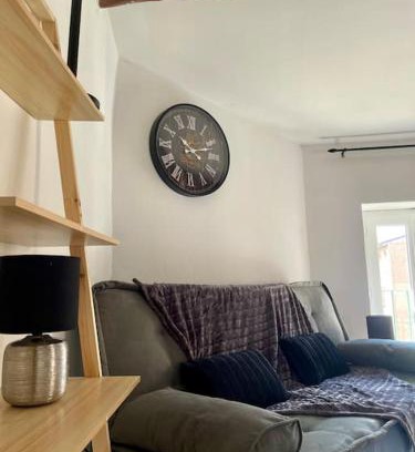 Annonay Apartment | Studio confortable