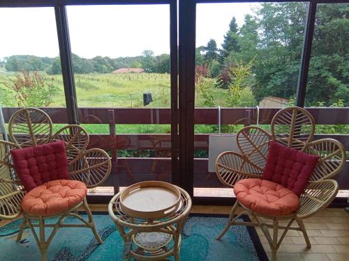 Barbotan-les-Thermes Apartment | Studio cosy avec terrasse et barbecue à Cazaubon - 28 m²