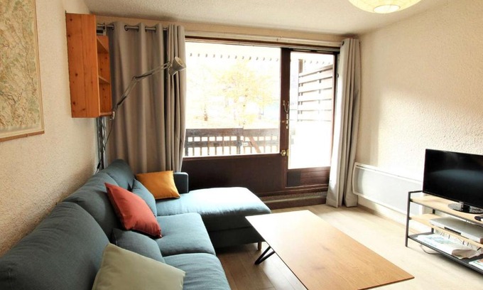 La Salle-les-Alpes Apartment | Studio cosy proche télécabine Fréjus, 4 pers, piscine et parking, La Salle-les-Alpes - FR-1-330F-104