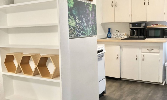 Albany Apartment | Studio Downtown