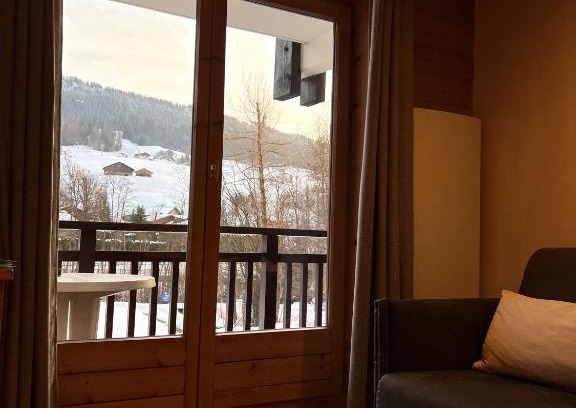 Praz-sur-Arly Apartment | Studio face aux pistes